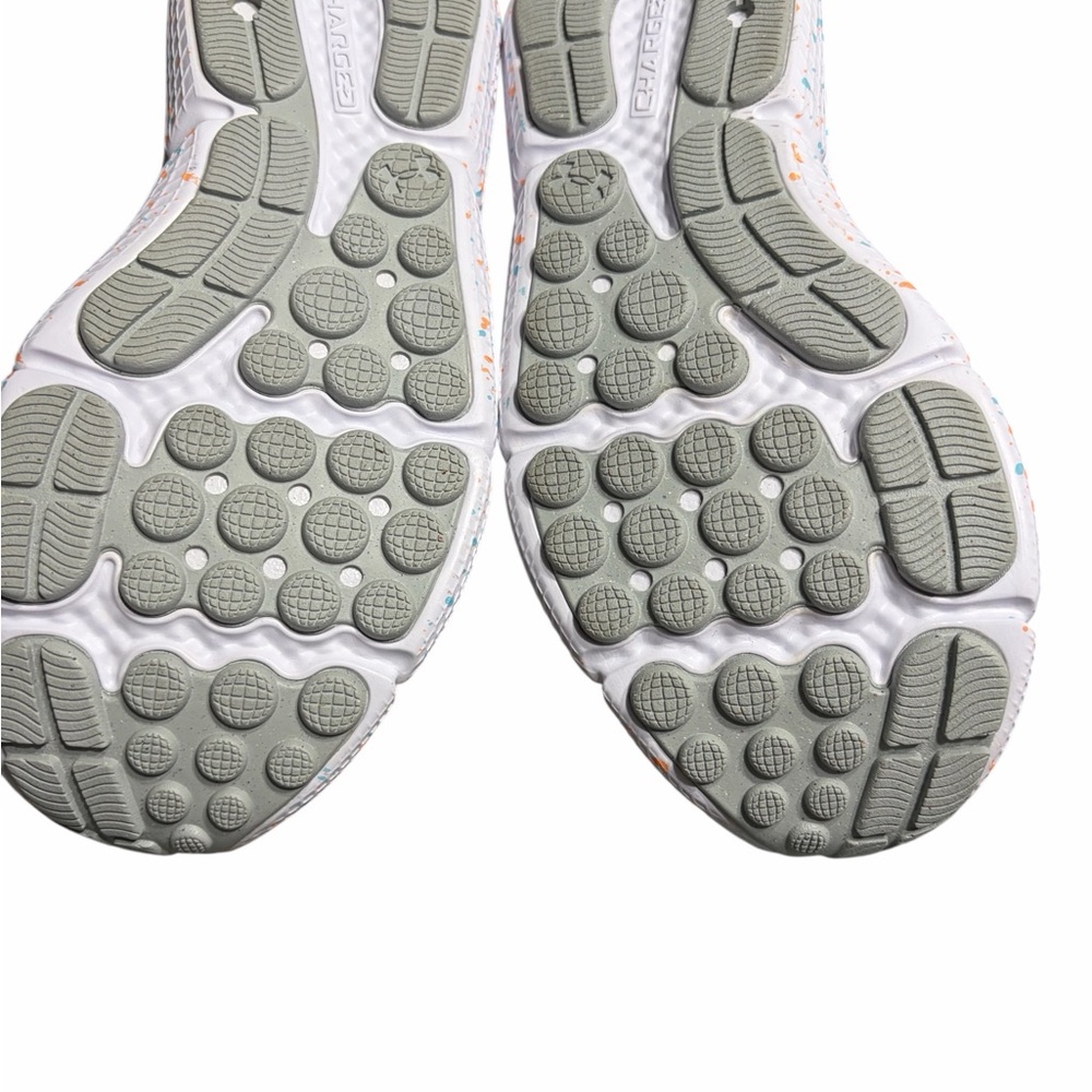 Under Armour Girl’s Light Gray Sneakers with Blue Logo and Speckled Sole - Picture 7 of 9